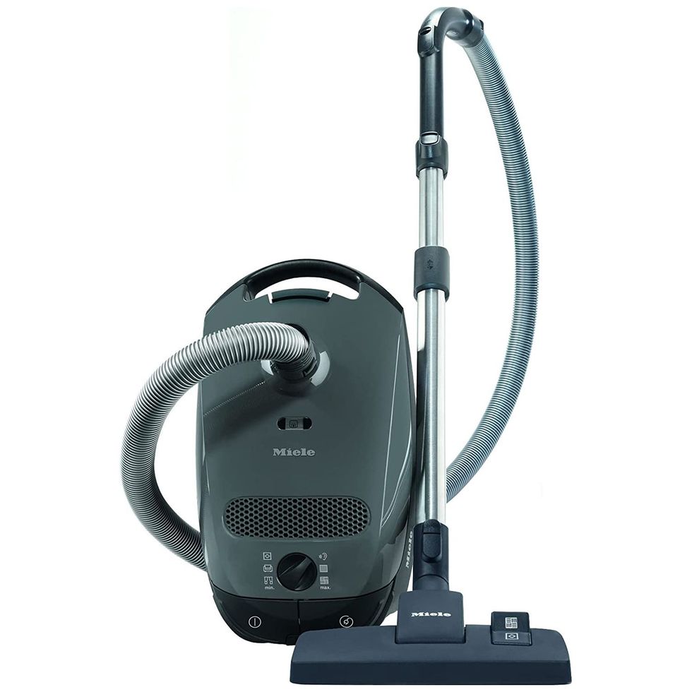 9 Best Vacuums on Amazon, Cleaning Experts' Picks